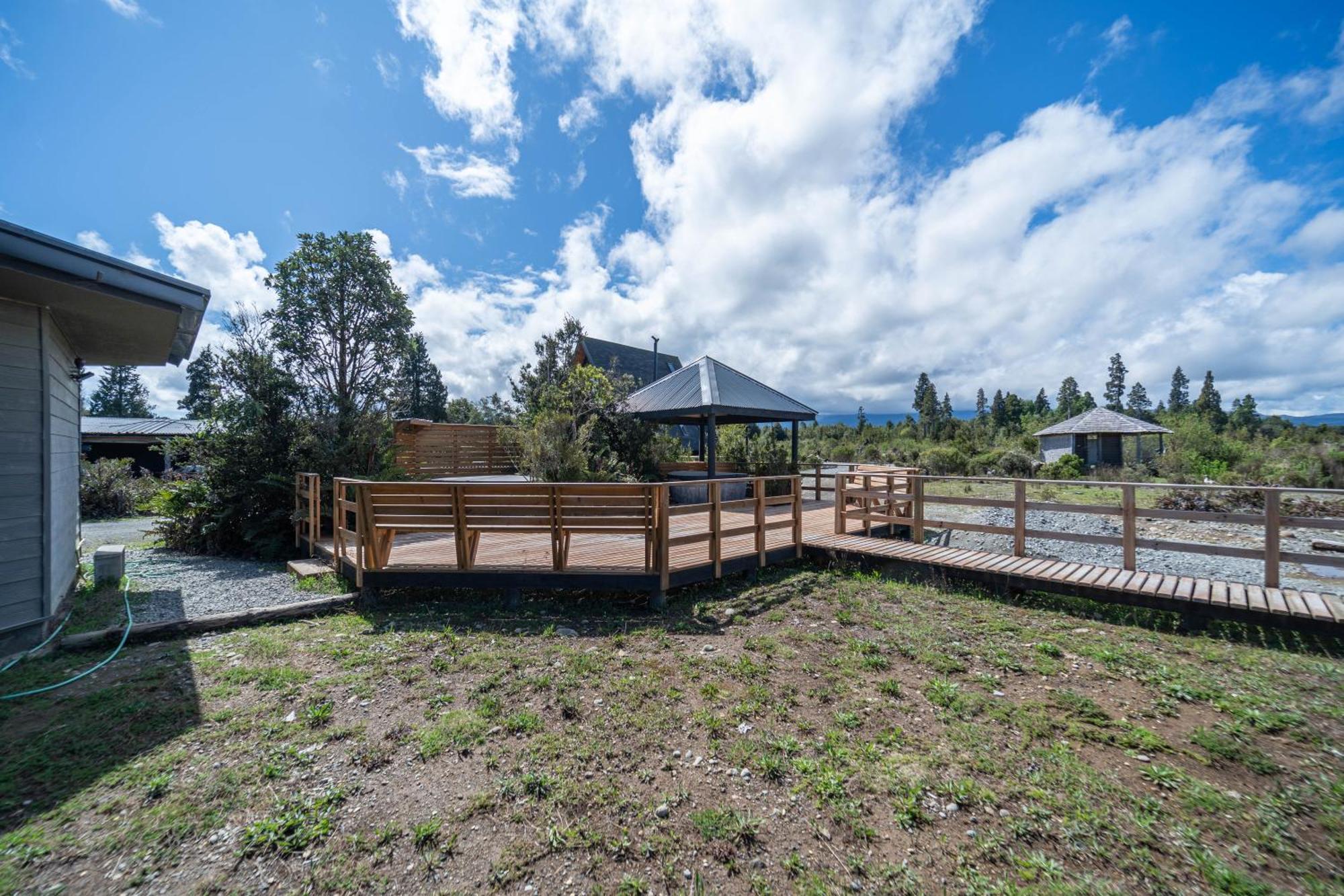 Parque La Pajarera Hotel Puerto Varas Bagian luar foto